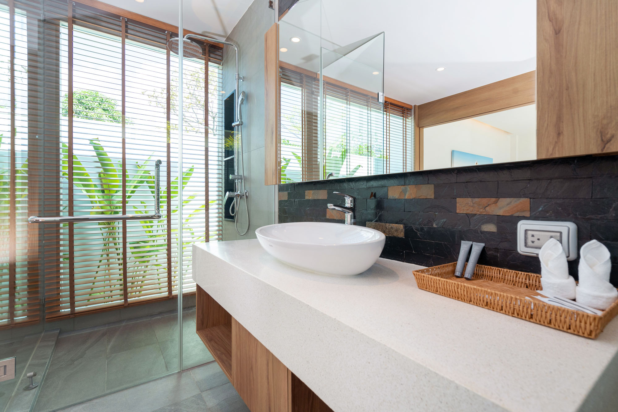 3br 1 (33) 3 BR Prime Location Villa for Sale at Shambhala Grand Villa
