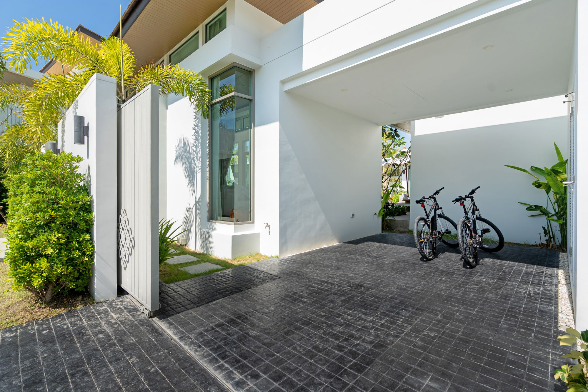 3br 1 (68) 3 BR Prime Location Villa for Sale at Shambhala Grand Villa