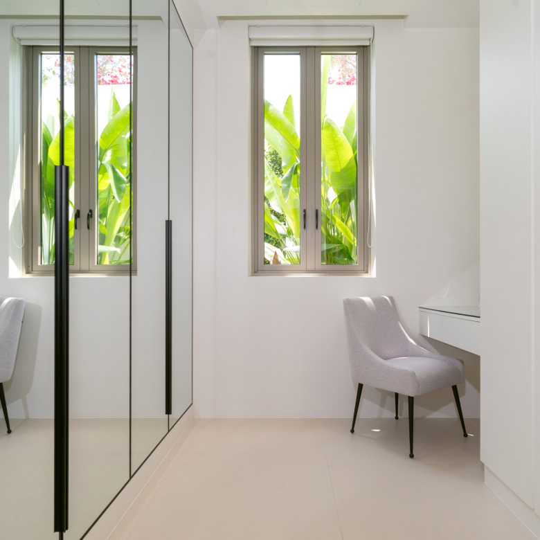 Brand New Ultra Clean & Modern 3 Bedroom Villa