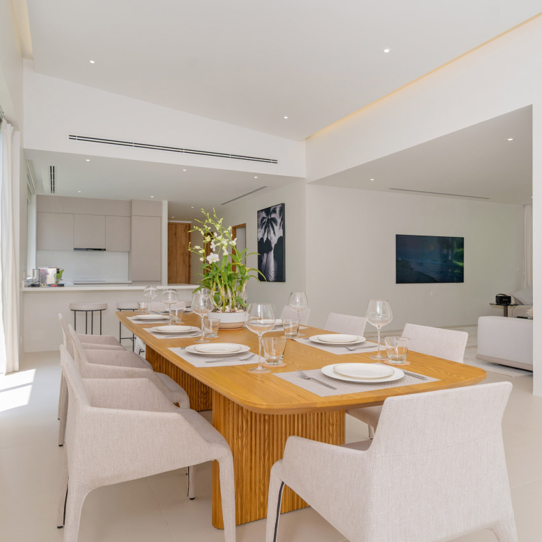 Brand New Ultra Clean & Modern 3 Bedroom Villa