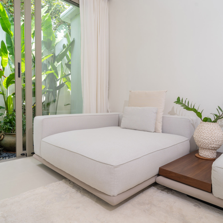 Brand New Ultra Clean & Modern 3 Bedroom Villa