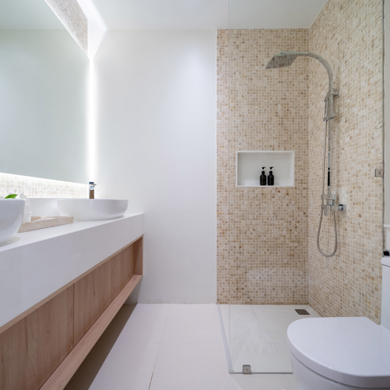 Brand New Ultra Clean & Modern 3 Bedroom Villa